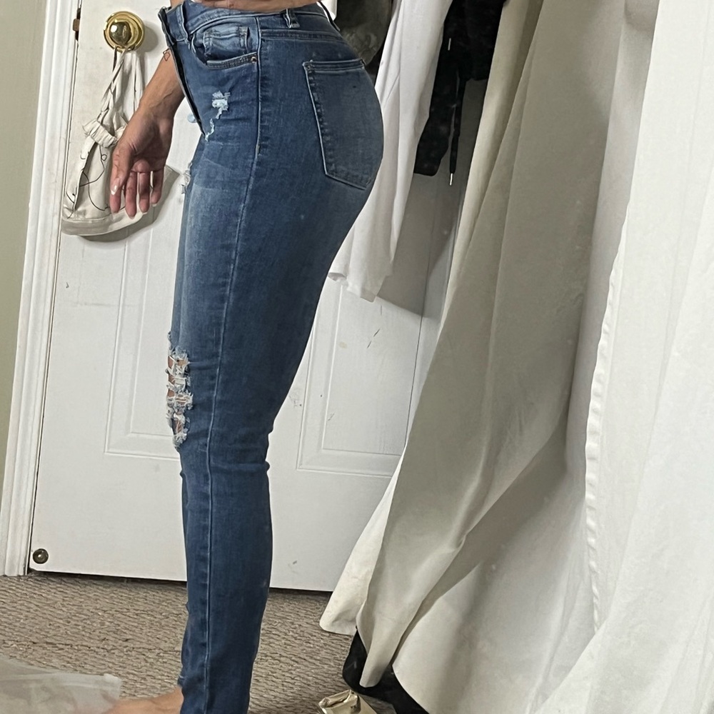MED WASH RIPPED DENIM - Picture 3 of 3